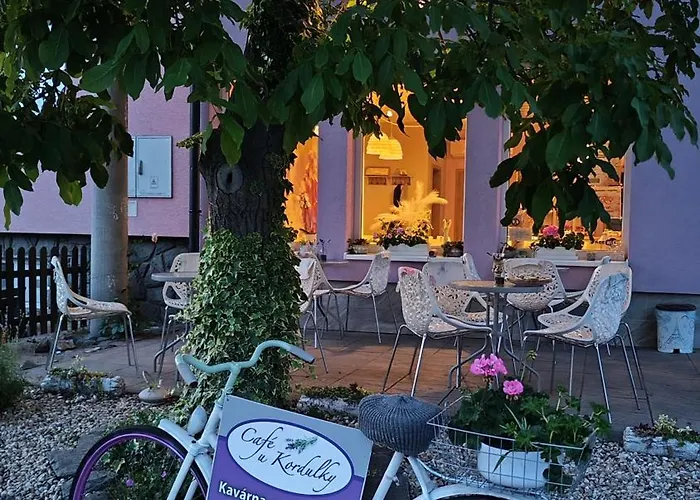 Cafe U Kordulky 아파트 *